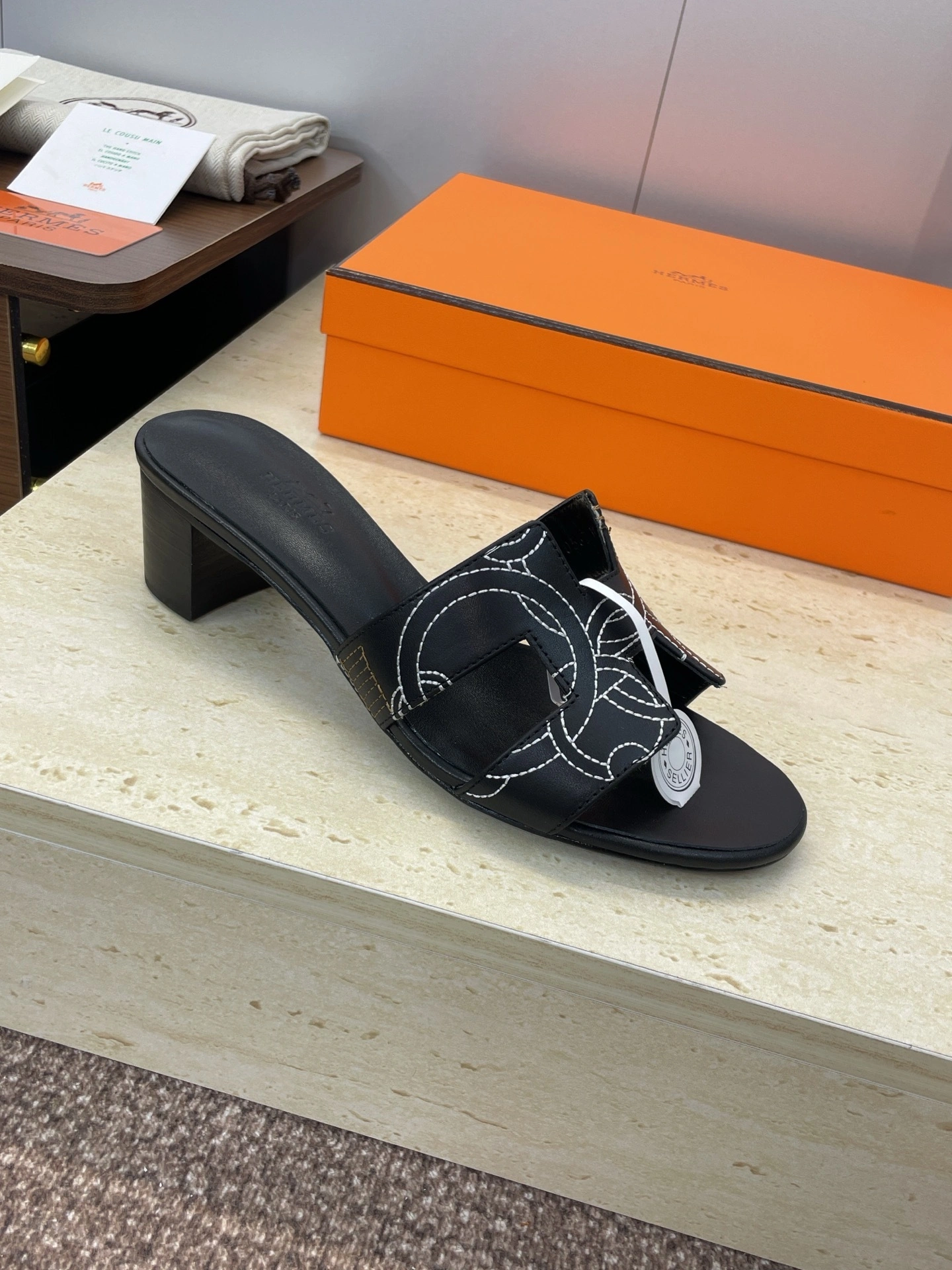 COCO--H5r75s H252184Z 023 Calfskin Heel height:4.5cm item:E-X362K2813